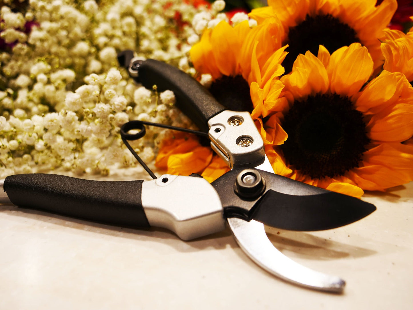 Clauss 7’’ Pruner - By-Pass Blade Heavy Duty - 20123 - Available for Purchase
