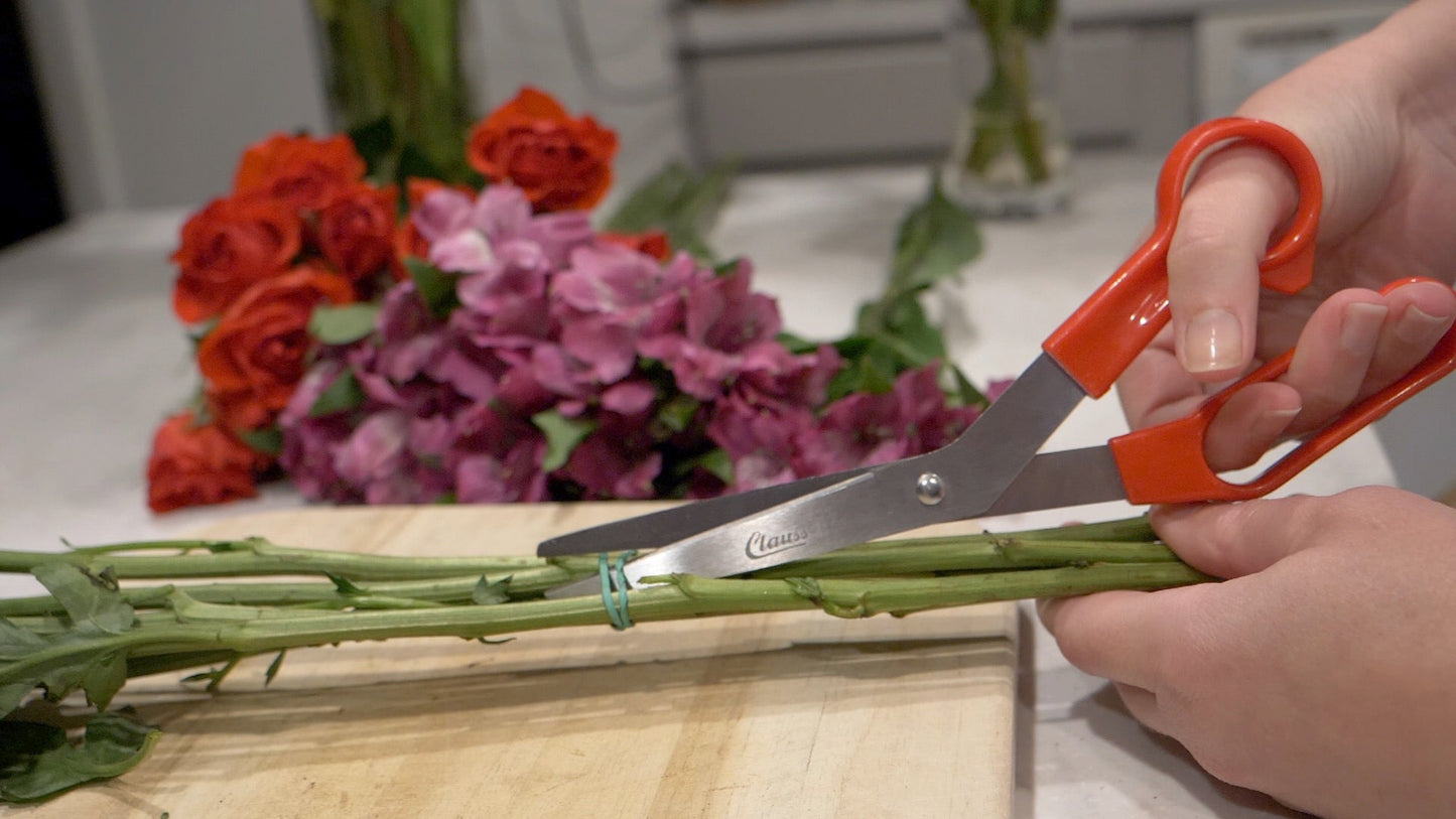 Clauss 8.5’’ Featherlite Bent Shear - Red - 511040 - Floral and Lawn & Garden