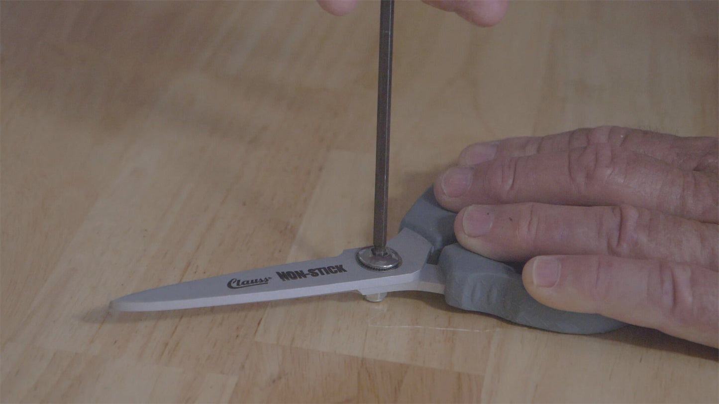 Clauss 9’’ Titanium Non Stick Shear Diamond Plate Handle - 19972 - Available for Purchase