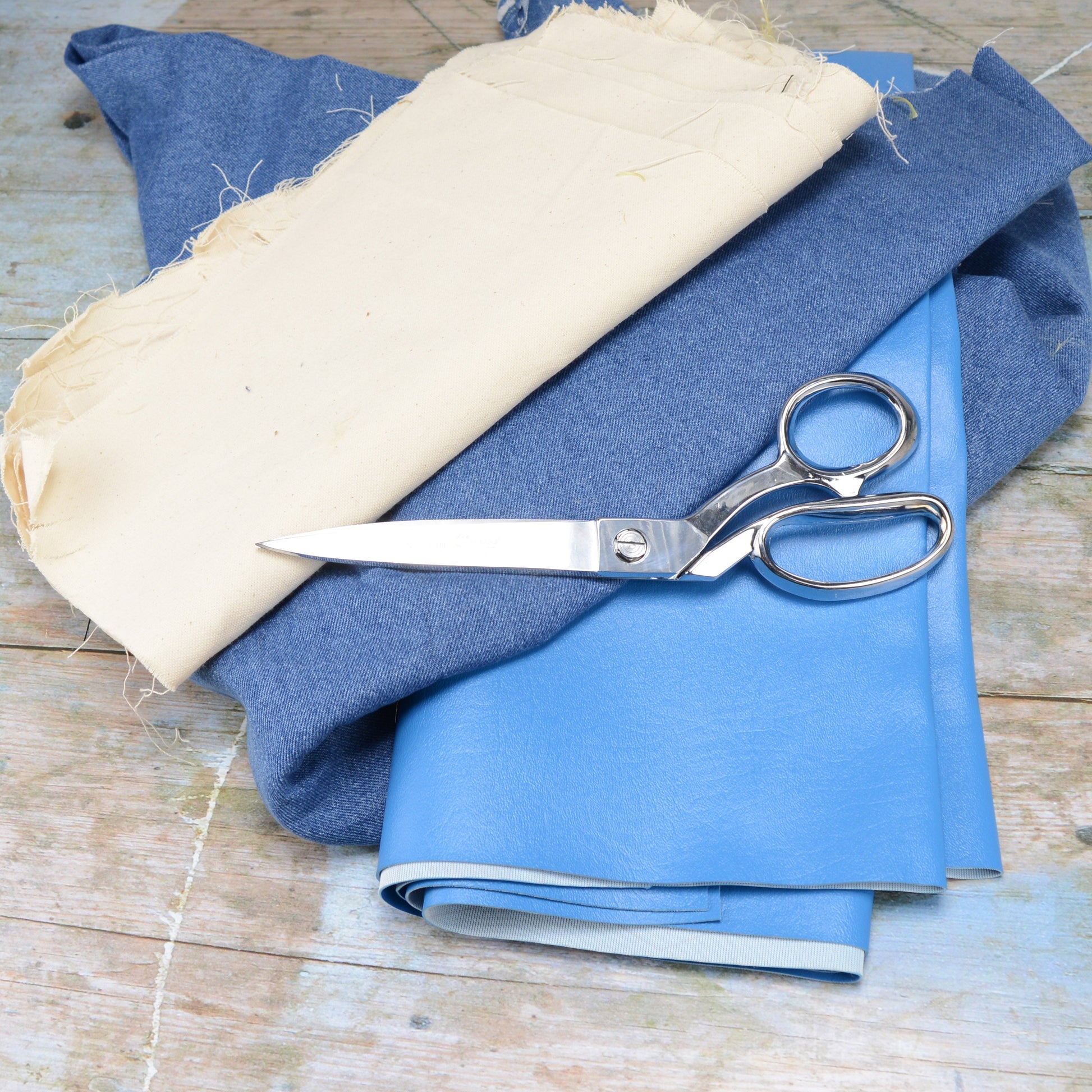 Clauss 10’’ Bent Trimmer - Knife Edge SureSet - 10840 - Available for Purchase