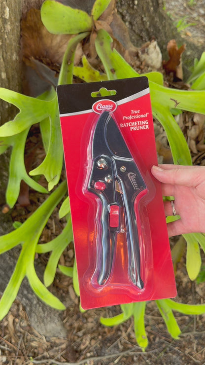 Clauss 8" Ratchet Action Pruner, Red